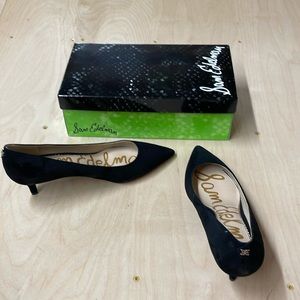 Brand New! Sam Edelman Black Suede size 8.5 pumps